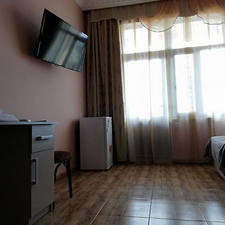 Black Sea Hotel Batoemi Buitenkant foto