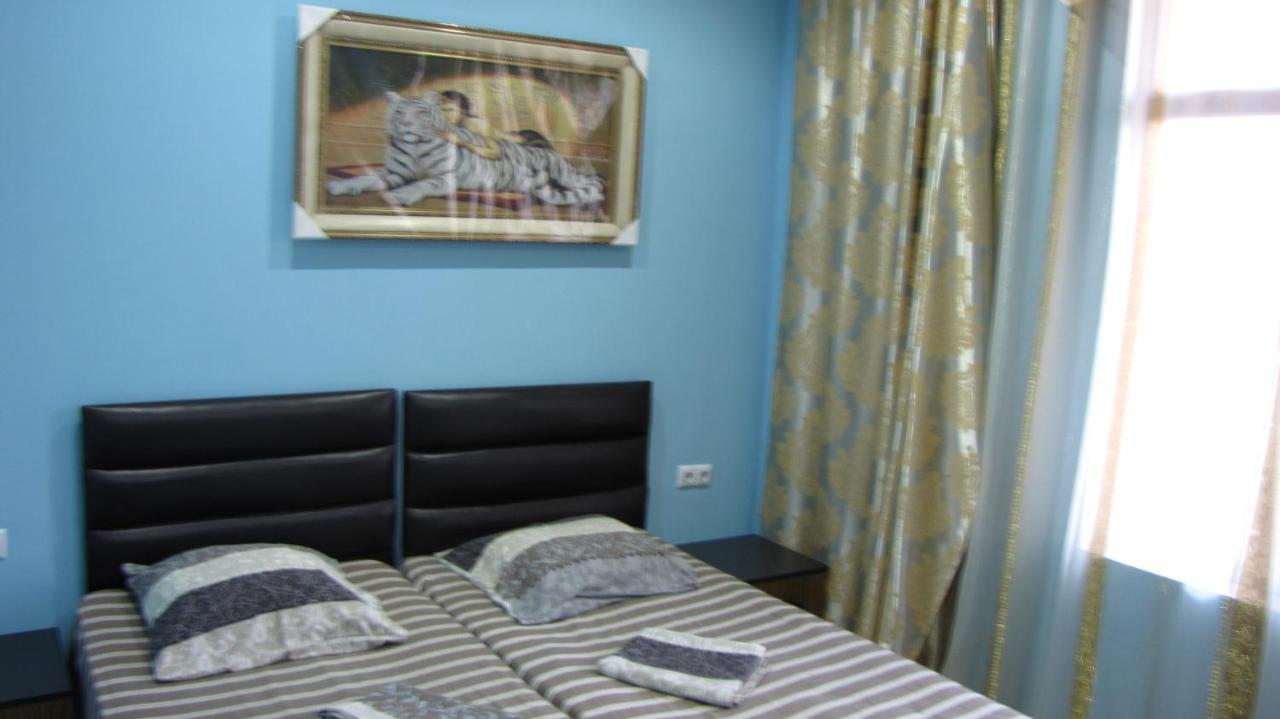 Black Sea Hotel Batoemi Buitenkant foto